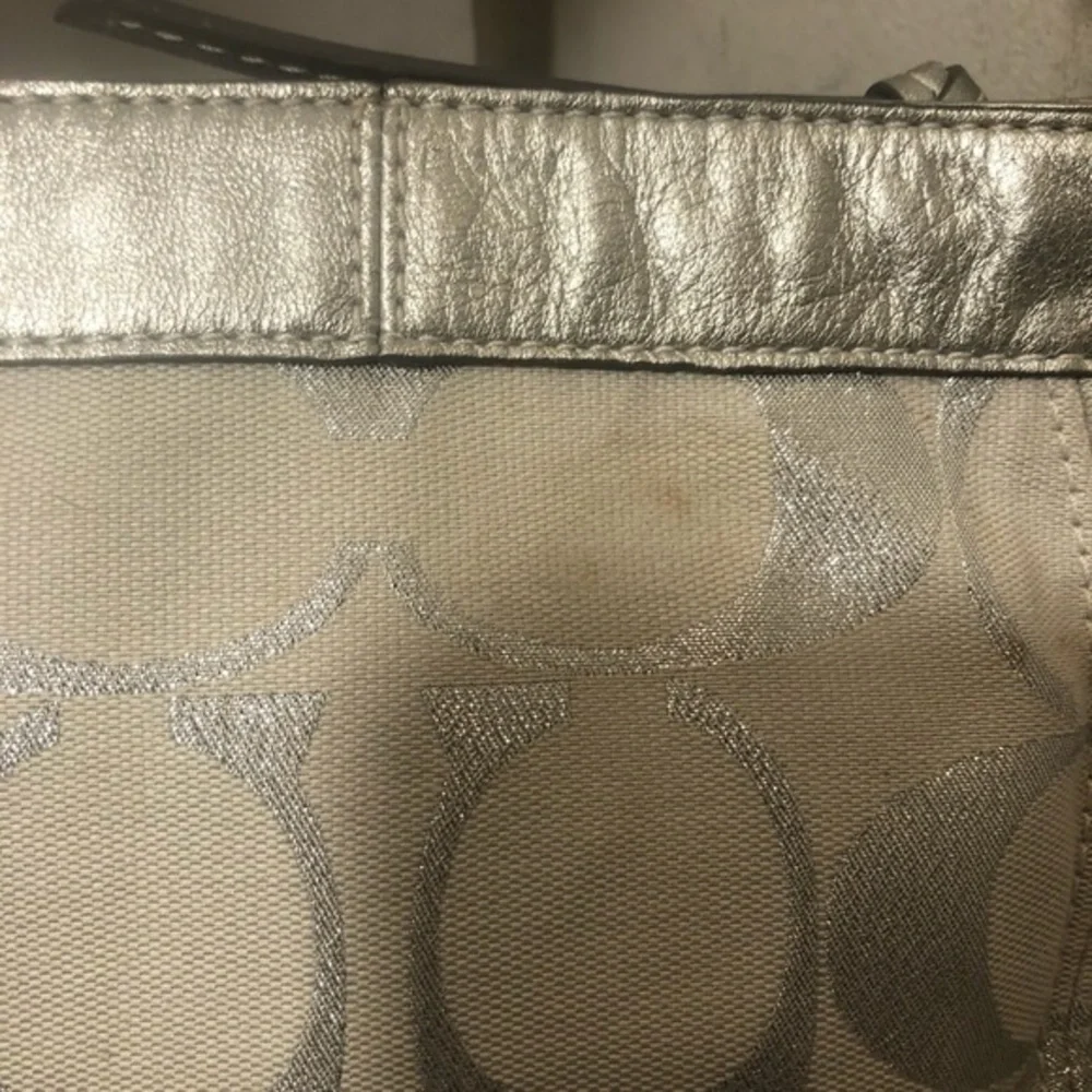 Coach vintage y2k 42715 signature white silver mini Zoe hobo bag